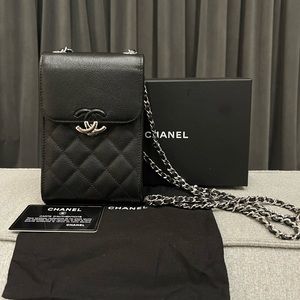 Chanel Caviar Quilted Classic Shoulder Bag